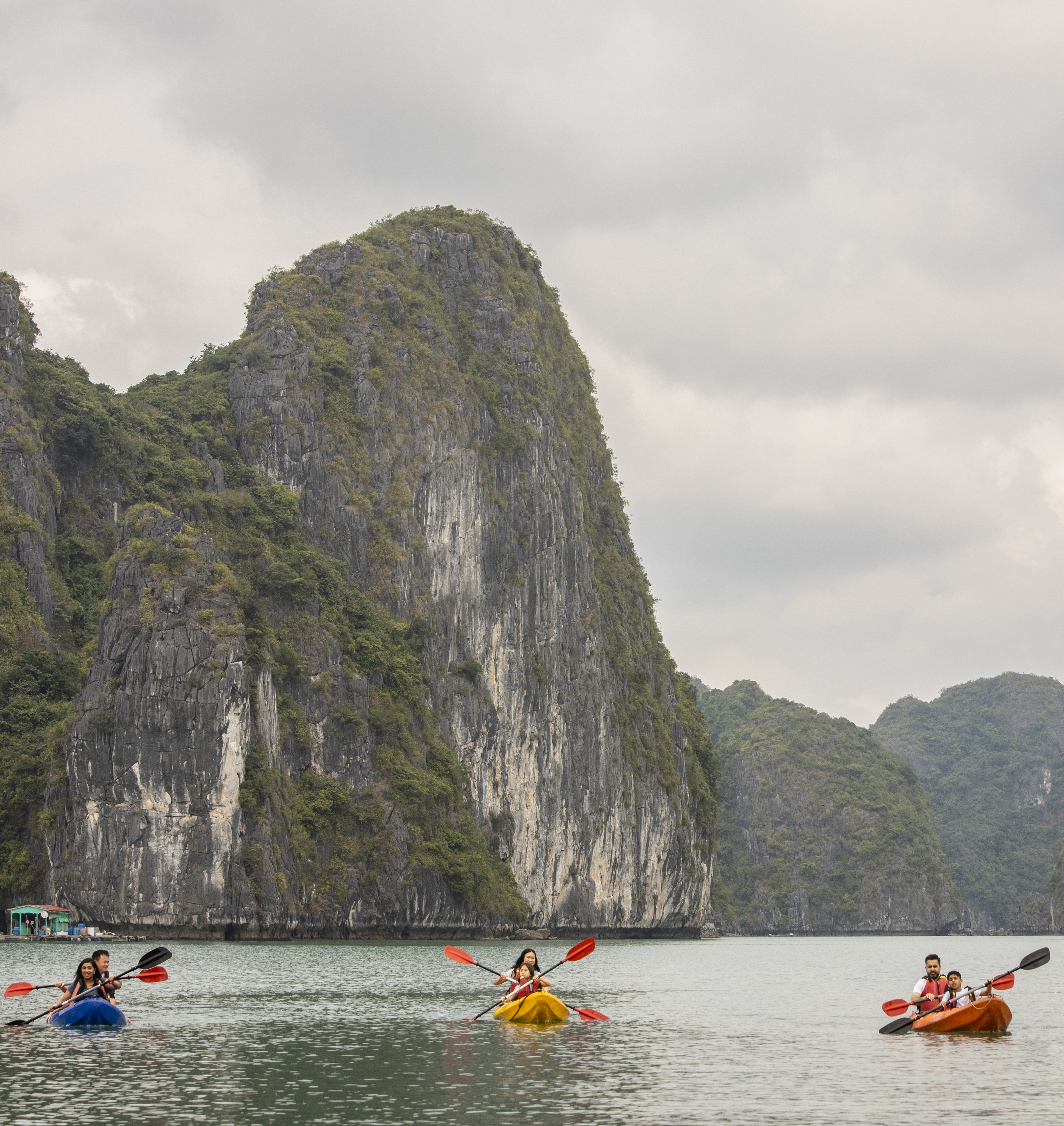 Kayaking in Vietnam Lan Ha Bay